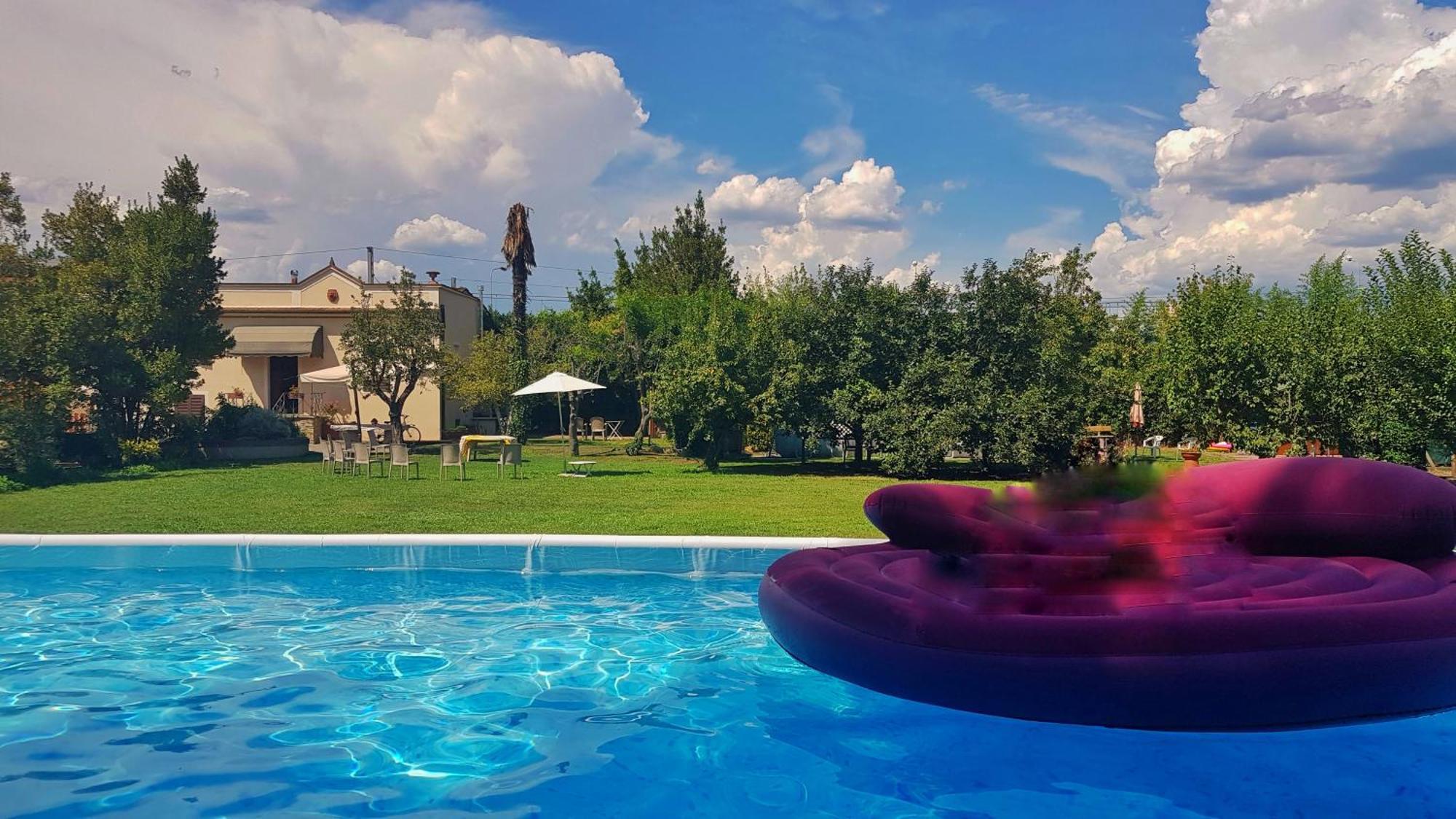 Villa Camilla - Tiny - Exclusive Pool Λούκα Εξωτερικό φωτογραφία